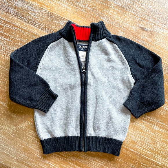 Sweater OskKosh 24 months zip up grey red - Picture 1 of 5